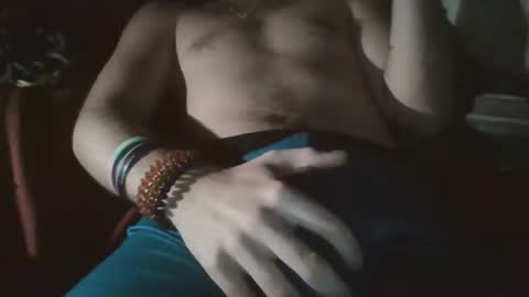 Snapshot of felixflys69 chatting on 11/21/25, 10:52 felixflys69 online show from 11/21/25, 10:52