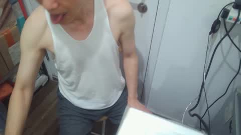 Snapshot of felixlau chatting on 10/13/25, 02:50 felixlau online show from 10/13/25, 02:50