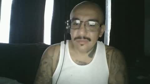 Snapshot of felixrlarios25 chatting on 05/03/26, 04:24 felixrlarios25 online show from 05/03/26, 04:24