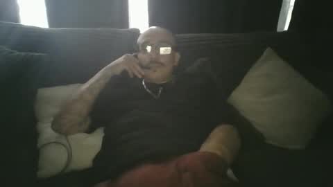 Snapshot of felixrlarios25 chatting on 05/04/26, 06:15 felixrlarios25 online show from 05/04/26, 06:15