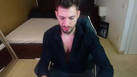 Snapshot of felixrook chatting on 06/19/26, 04:17 FelixRook online show from 06/19/26, 04:17