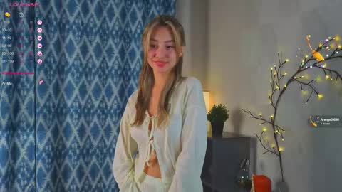 Snapshot of felony_rone chatting on 11/06/25, 01:28 Ariana online show from 11/06/25, 01:28