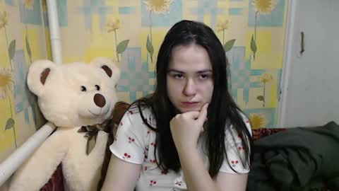 Snapshot of felvivalkitty chatting on 11/08/25, 04:29 Seva online show from 11/08/25, 04:29