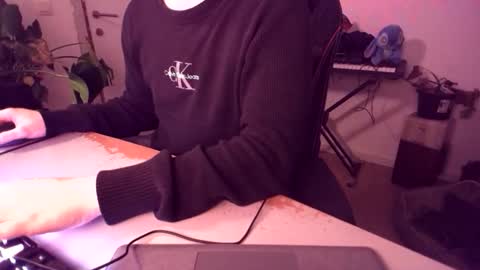 fem_alice_louis_dom online show from 03/24/26, 10:26