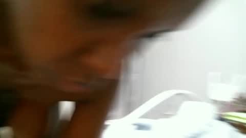 Snapshot of femaqueen chatting on 02/28/25, 01:25 Navil online show from 02/28/25, 01:25
