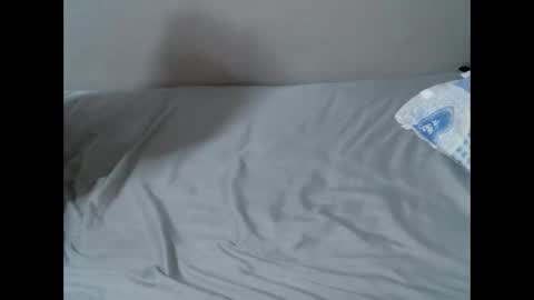 Snapshot of femaqueen chatting on 10/15/25, 07:08 Navil online show from 10/15/25, 07:08