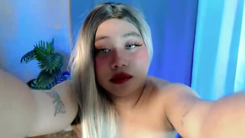 Snapshot of femboy_veronica chatting on 04/23/26, 02:02 femboy_veronica online show from 04/23/26, 02:02
