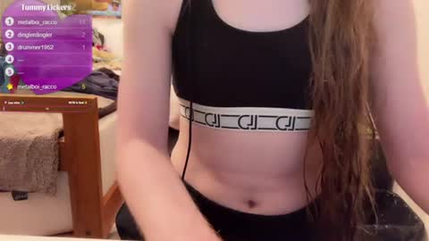 Snapshot of femboytummy chatting on 07/03/26, 04:19 femboytummy online show from 07/03/26, 04:19