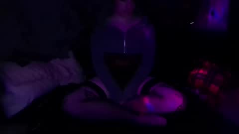 Snapshot of femboywannabe chatting on 12/12/24, 02:44 ElaraJean online show from 12/12/24, 02:44