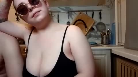 Snapshot of femdom_room chatting on 02/15/25, 01:05 femdom_room online show from 02/15/25, 01:05
