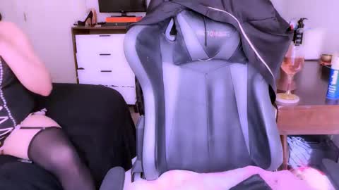 this is justice tricia a bigelow. she was fucking my husband tom girardi online show from 10/27/25, 08:57