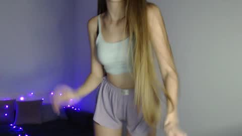 Snapshot of femkedejager chatting on 01/23/25, 10:44 Femke online show from 01/23/25, 10:44