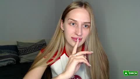 Snapshot of femkedejager chatting on 10/01/25, 07:42 Femke online show from 10/01/25, 07:42