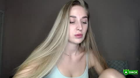 Snapshot of femkedejager chatting on 05/18/26, 08:03 Femke online show from 05/18/26, 08:03