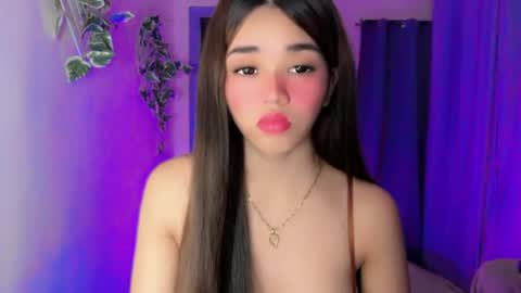 Snapshot of femylove chatting on 07/01/26, 02:46 YOUR BEAUTIFUL ASIANFHEMY online show from 07/01/26, 02:46
