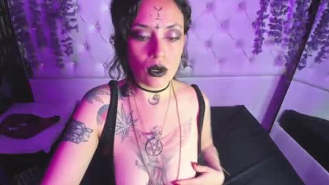 Snapshot of fenix_lilith69 chatting on 07/24/26, 02:48 Fenix Lilith69 online show from 07/24/26, 02:48