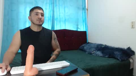 Snapshot of fenix_mu chatting on 05/17/26, 09:00 fenix_mu online show from 05/17/26, 09:00