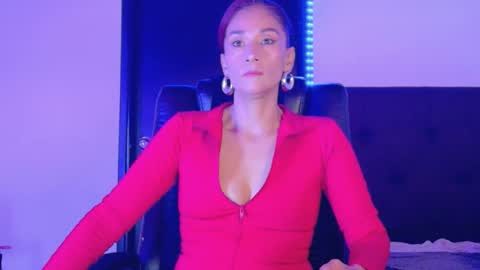 stefannia online show from 11/23/25, 10:31