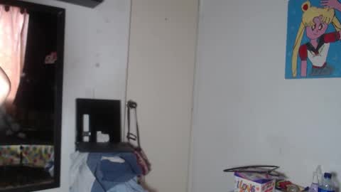 Snapshot of fenixxx1604 chatting on 02/18/26, 08:16 Fenixxx online show from 02/18/26, 08:16