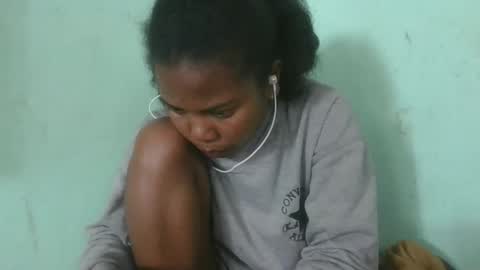 Snapshot of fenou122745 chatting on 09/14/25, 12:15 fenou122745 online show from 09/14/25, 12:15