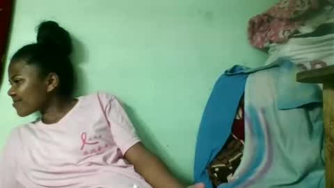 Snapshot of fenou122745 chatting on 09/17/25, 07:15 fenou122745 online show from 09/17/25, 07:15