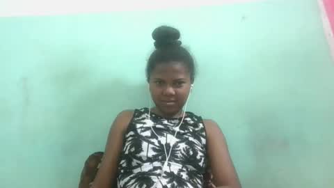 Snapshot of fenou122745 chatting on 09/23/25, 08:01 fenou122745 online show from 09/23/25, 08:01