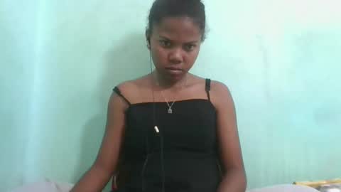 Snapshot of fenou122745 chatting on 10/25/25, 10:01 fenou122745 online show from 10/25/25, 10:01