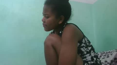 Snapshot of fenou122745 chatting on 11/14/25, 09:08 fenou122745 online show from 11/14/25, 09:08