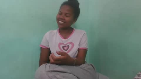 Snapshot of fenou122745 chatting on 11/26/25, 06:36 fenou122745 online show from 11/26/25, 06:36