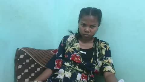 Snapshot of fenou122745 chatting on 12/01/25, 04:45 fenou122745 online show from 12/01/25, 04:45