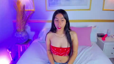 Snapshot of fer333_x chatting on 05/09/26, 06:35 F E R online show from 05/09/26, 06:35