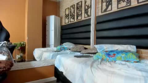 fer_florez online show from 06/11/26, 12:32