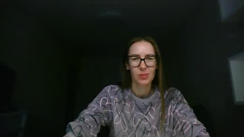 Snapshot of feraliss chatting on 06/11/26, 12:14 feraliss online show from 06/11/26, 12:14