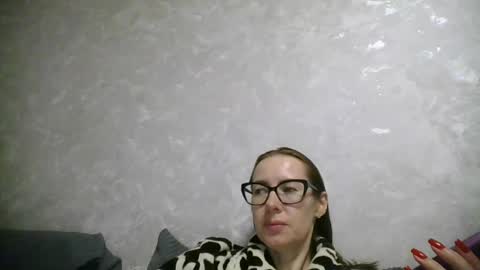 Snapshot of feraliss chatting on 06/15/26, 08:33 feraliss online show from 06/15/26, 08:33