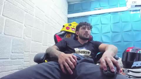 Daniel Fernando online show from 02/11/25, 02:35