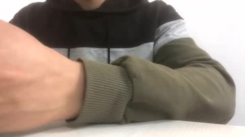 Snapshot of feridshipping chatting on 02/28/25, 05:48 feridshipping online show from 02/28/25, 05:48