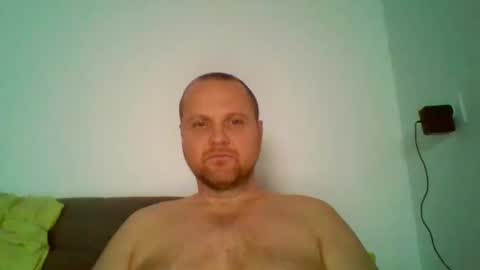 Snapshot of ferkooo111 chatting on 02/03/25, 04:46 Dorotheo online show from 02/03/25, 04:46