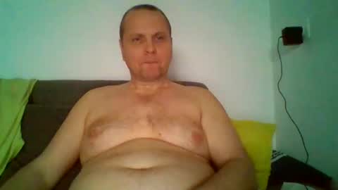 Snapshot of ferkooo111 chatting on 02/08/25, 05:51 Dorotheo online show from 02/08/25, 05:51