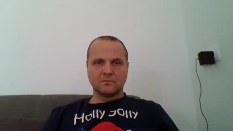 Snapshot of ferkooo111 chatting on 02/09/25, 12:52 Dorotheo online show from 02/09/25, 12:52