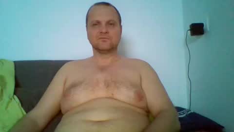 Snapshot of ferkooo111 chatting on 02/12/25, 04:23 Dorotheo online show from 02/12/25, 04:23