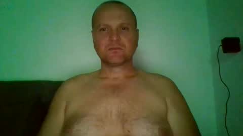 Snapshot of ferkooo111 chatting on 09/22/25, 02:02 Dorotheo online show from 09/22/25, 02:02