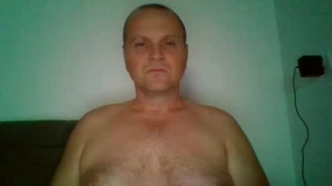 Snapshot of ferkooo111 chatting on 10/02/25, 02:29 Dorotheo online show from 10/02/25, 02:29