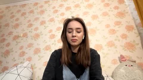 Snapshot of ferminaalaibilla chatting on 12/17/25, 10:10 Rin online show from 12/17/25, 10:10