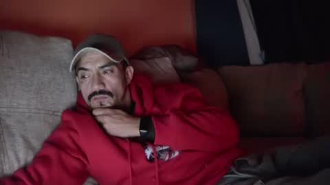 Snapshot of fernand89 chatting on 12/13/24, 05:49 fernand89 online show from 12/13/24, 05:49