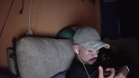 Snapshot of fernand89 chatting on 12/17/24, 07:18 fernand89 online show from 12/17/24, 07:18