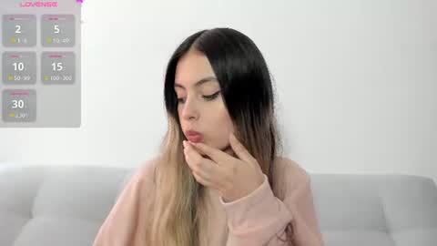 Snapshot of fernanda_aaa chatting on 06/24/26, 04:28 fernanda online show from 06/24/26, 04:28