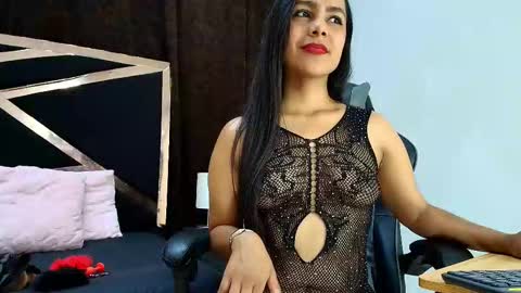 Snapshot of fernandabrown_ chatting on 10/12/25, 05:06 Fernandabrown s online show from 10/12/25, 05:06