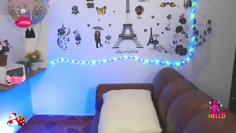 Snapshot of fernandaeloisa chatting on 01/09/25, 04:39 FernandaEloisa online show from 01/09/25, 04:39