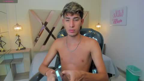 FER PHOENIX online show from 11/14/25, 03:16