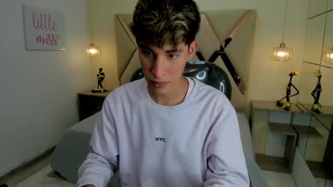 FER PHOENIX online show from 01/17/26, 03:11